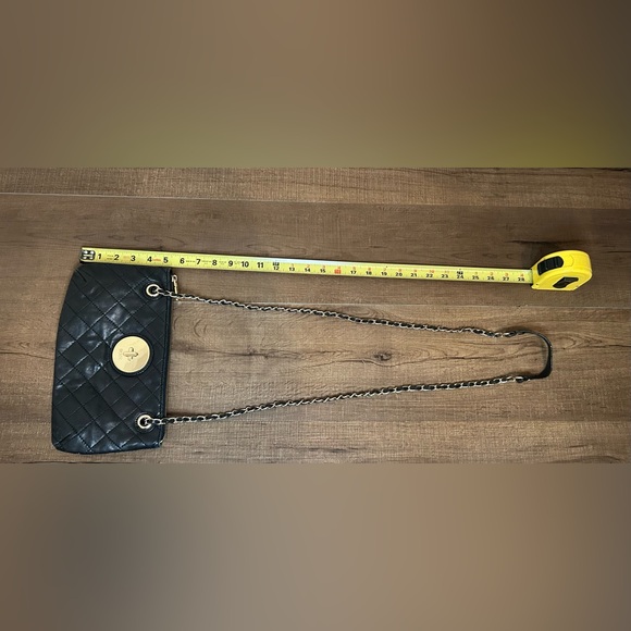 DKNY Black Leather Napa Quilted Crossbody Purse Pre-Owned Fair Condition - Picture 3 of 16